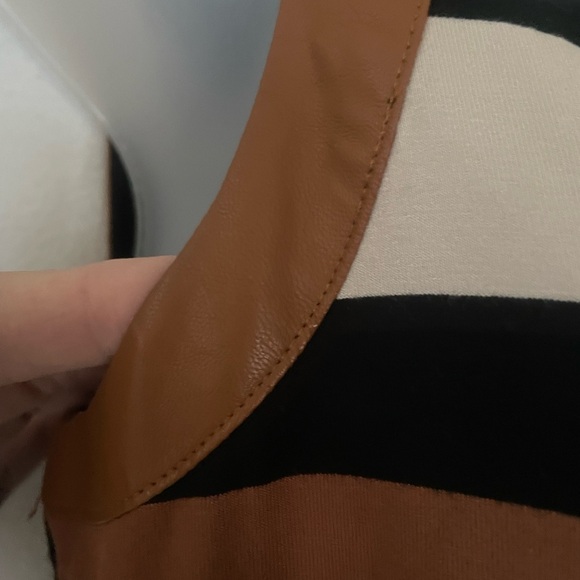 MAKE OFFER! White House Black Market Striped lined Dress NWT SZ 6, READ - Picture 4 of 7